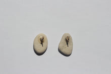 Load image into Gallery viewer, Earrings 005
